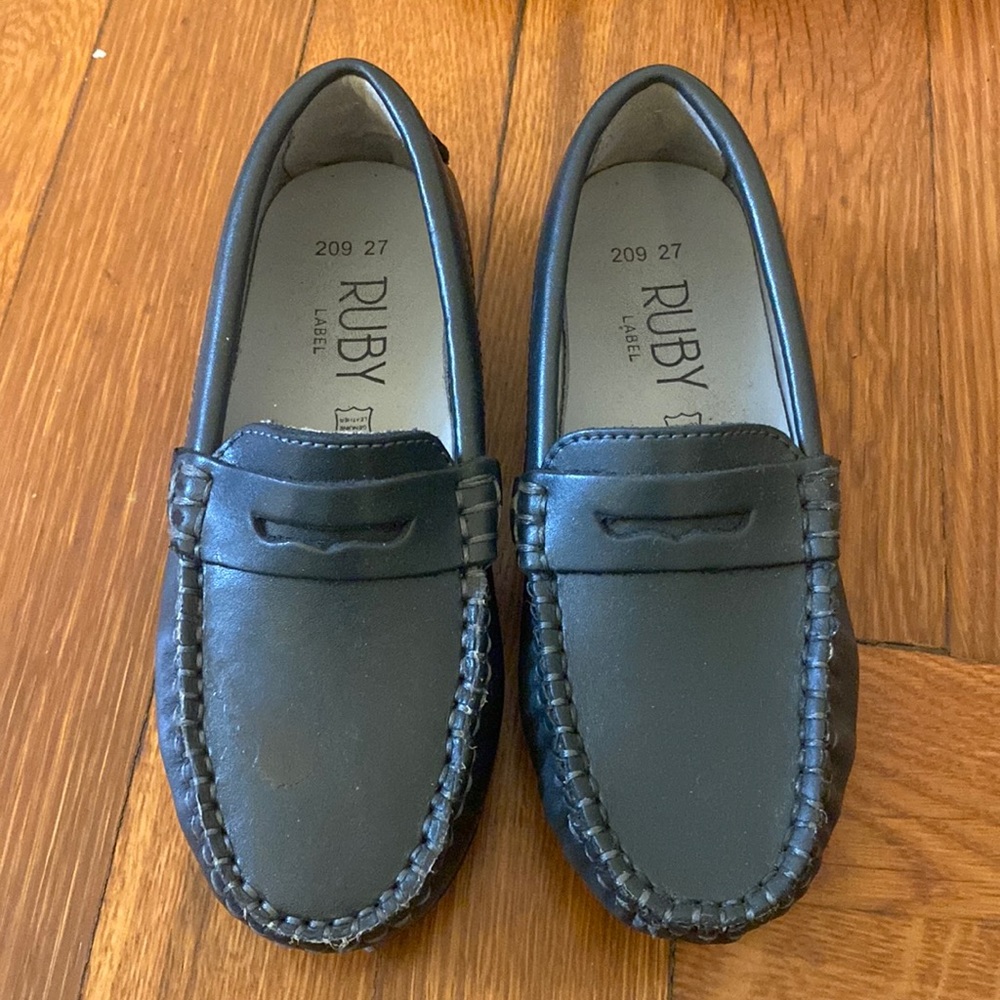 Little kids shoes size 27 us 10.5 ruby label moccasins.